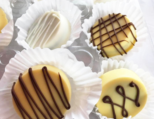 Chocolate Covered Oreos
