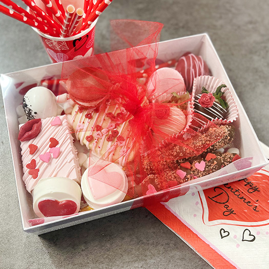 Valentine’s Day Sweet Heart Box